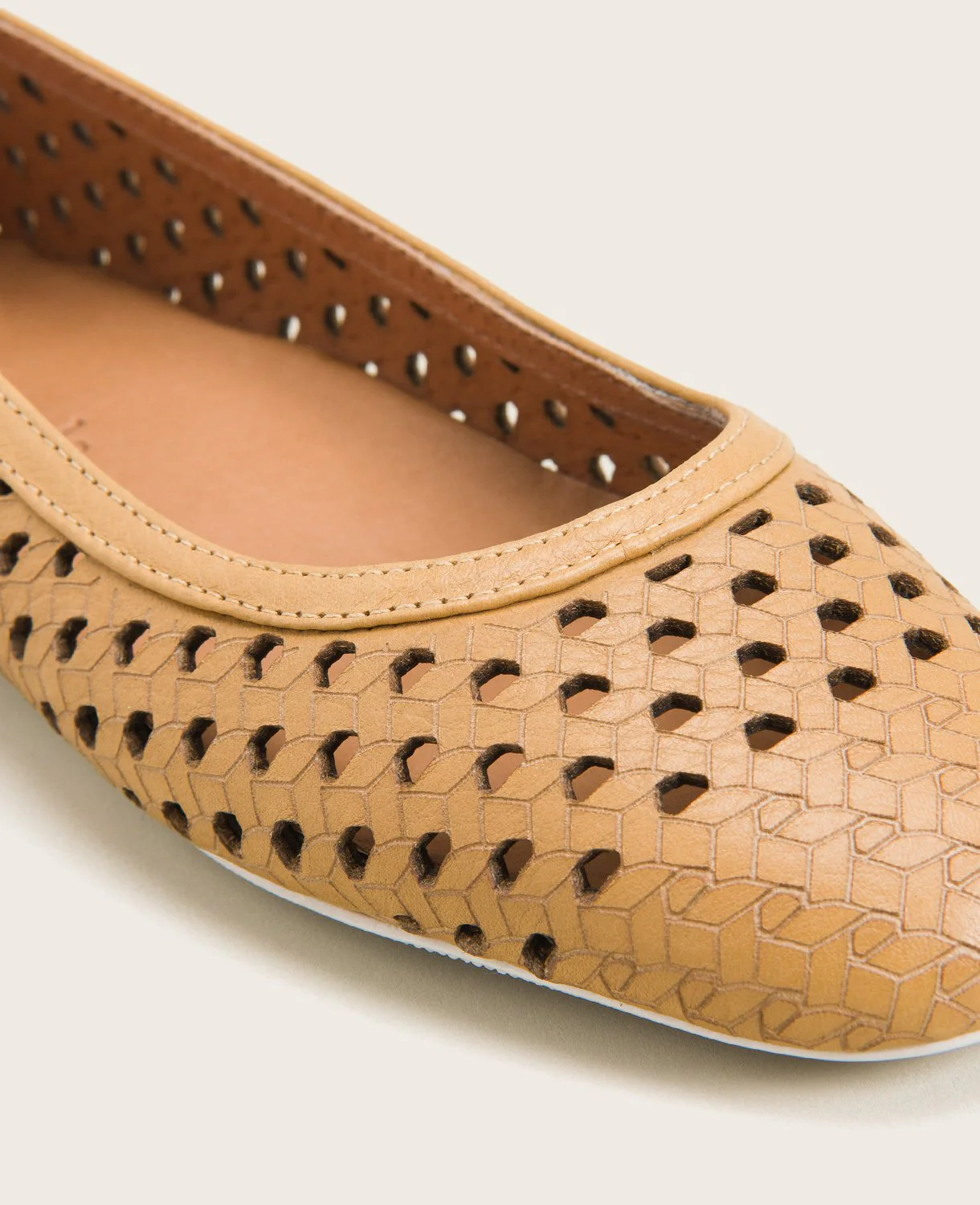 GENTLE SOULS - Eugene Travel Packable Woven Ballet Flat - Image 6