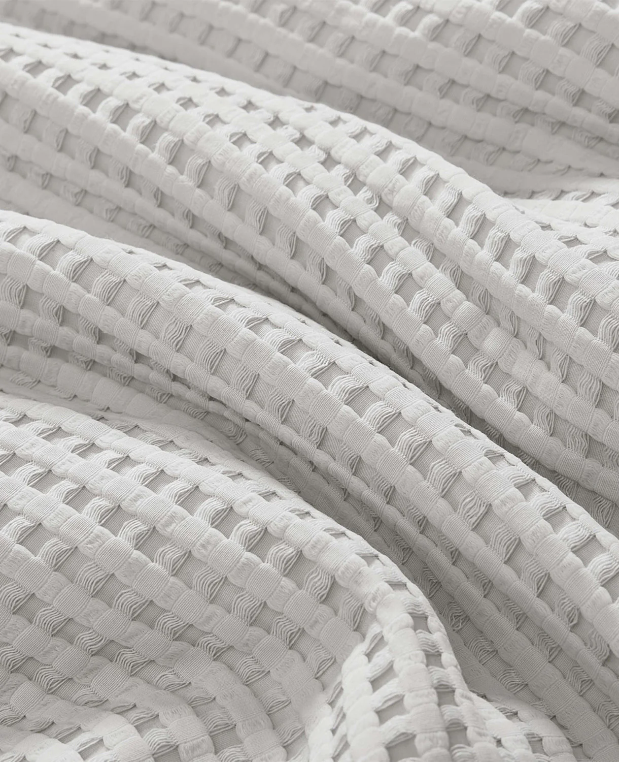 Reversible Solid Grey Waffle Comforter Set - Image 5