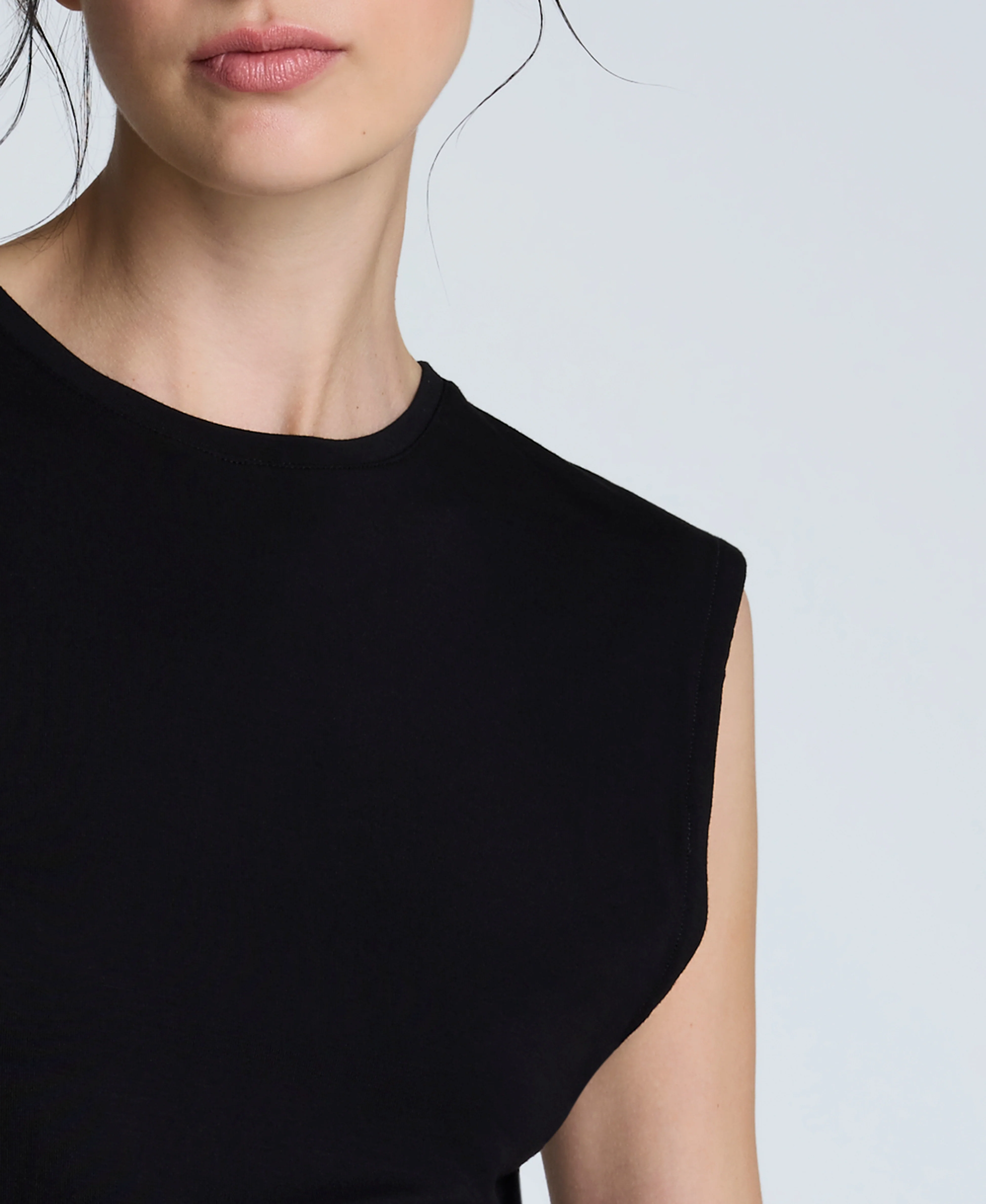 Sleeveless Side Rouched Knit Top - Image 5